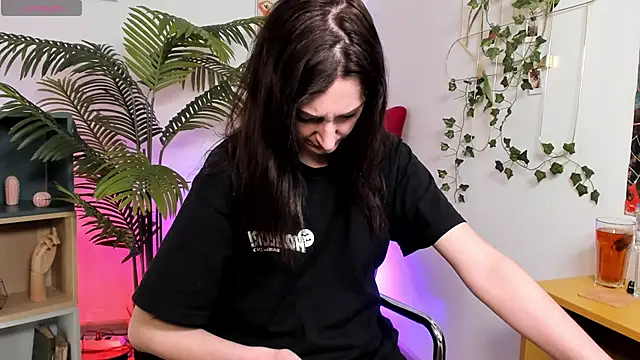 Snapshot of Ruby_blossom_ chatting on January 15, 2026, 6:06 am Ruby blossom online show from January 15, 2026, 6:06 am