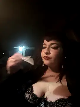 Snapshot of RoseNubble chatting on February 13, 2026, 11:05 pm RoseNubble online show from February 13, 2026, 11:05 pm