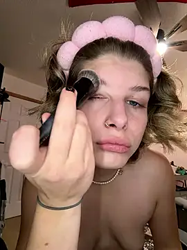 Snapshot of SassynNatty chatting on January 12, 2026, 6:15 pm SassynNatty online show from January 12, 2026, 6:15 pm