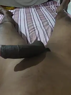 Snapshot of Mallilokui chatting on March 27, 2026, 4:19 pm Mallilokui online show from March 27, 2026, 4:19 pm