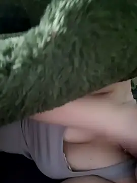 Snapshot of -LunaLust chatting on March 21, 2026, 4:46 am -LunaLust online show from March 21, 2026, 4:46 am