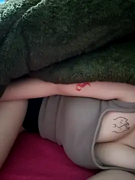 Snapshot of -LunaLust chatting on March 30, 2026, 1:07 am -LunaLust online show from March 30, 2026, 1:07 am