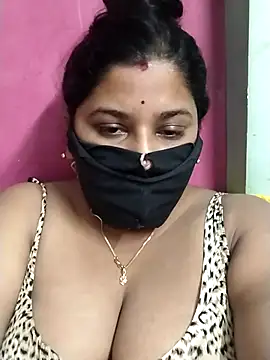 Snapshot of pinkisaha75 chatting on May 28, 2026, 1:39 pm pinkisaha75 online show from May 28, 2026, 1:39 pm