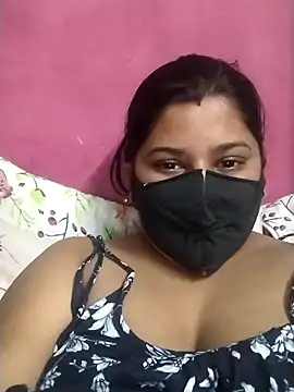 pinkisaha75 online show from February 18, 2026, 5:42 pm