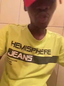 Snapshot of BigAndBeaut chatting on February 6, 2026, 2:35 pm BigAndBeaut online show from February 6, 2026, 2:35 pm