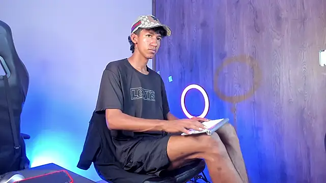 Snapshot of neitan_miller_ chatting on March 3, 2026, 9:49 am neitan miller online show from March 3, 2026, 9:49 am