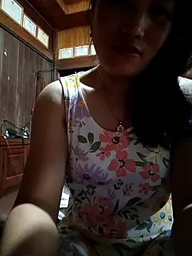 Snapshot of yu--yo chatting on April 22, 2026, 11:44 pm yu--yo online show from April 22, 2026, 11:44 pm
