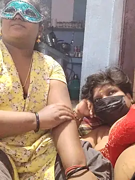 Snapshot of divyasree1431 chatting on February 25, 2026, 5:35 pm divyasree1431 online show from February 25, 2026, 5:35 pm