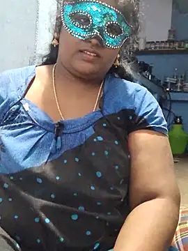 Snapshot of divyasree1431 chatting on February 14, 2026, 5:35 pm divyasree1431 online show from February 14, 2026, 5:35 pm