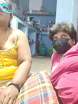 Snapshot of divyasree1431 chatting on February 22, 2026, 4:52 pm divyasree1431 online show from February 22, 2026, 4:52 pm