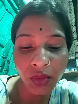 Nirasha cute online show from February 9, 2026, 7:23 pm