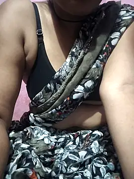 Nilam cute online show from May 24, 2026, 9:58 pm