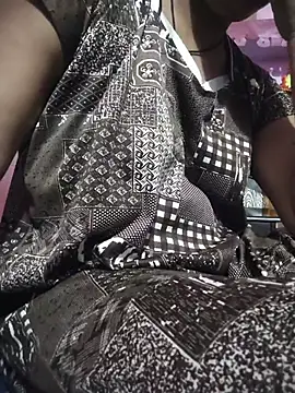 Nilam cute online show from May 27, 2026, 7:21 pm