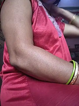 Nilam cute online show from May 21, 2026, 2:31 am