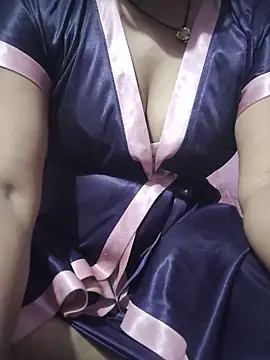 Nilam cute online show from May 28, 2026, 6:47 pm