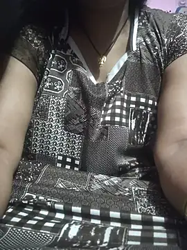 Nilam cute online show from May 17, 2026, 6:08 pm