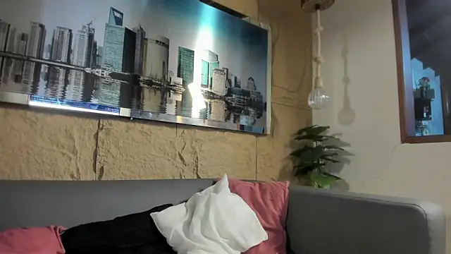 Snapshot of elliot_colton chatting on February 16, 2026, 9:24 pm elliot colton online show from February 16, 2026, 9:24 pm