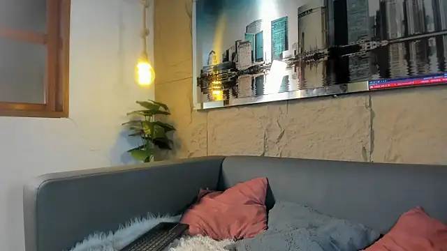 Snapshot of elliot_colton chatting on February 4, 2026, 7:20 pm elliot colton online show from February 4, 2026, 7:20 pm