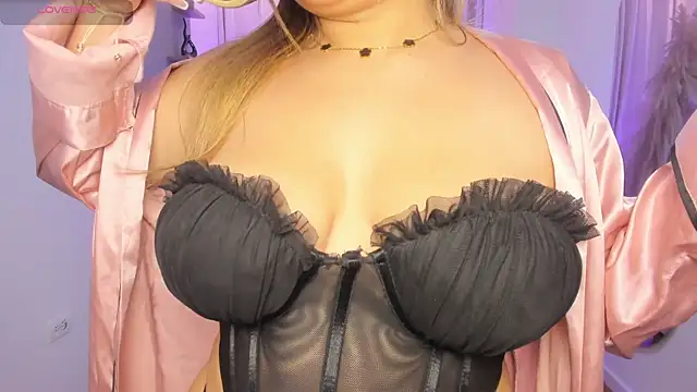 taylor smiith1 online show from January 7, 2026, 2:44 pm