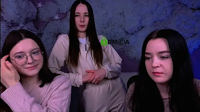 monica xcx online show from May 10, 2026, 7:16 pm