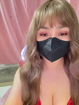 -Violet-t online show from May 25, 2026, 2:05 pm