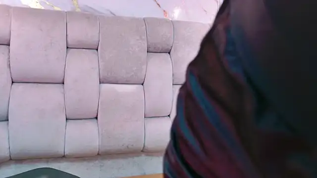 Snapshot of MichaelRossexxx chatting on February 4, 2026, 9:37 am MichaelRossexxx online show from February 4, 2026, 9:37 am