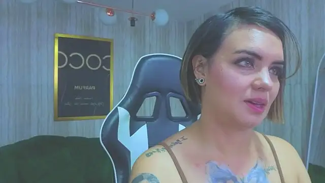 Snapshot of zarcasutra_t chatting on February 11, 2026, 12:49 pm zarcasutra t online show from February 11, 2026, 12:49 pm