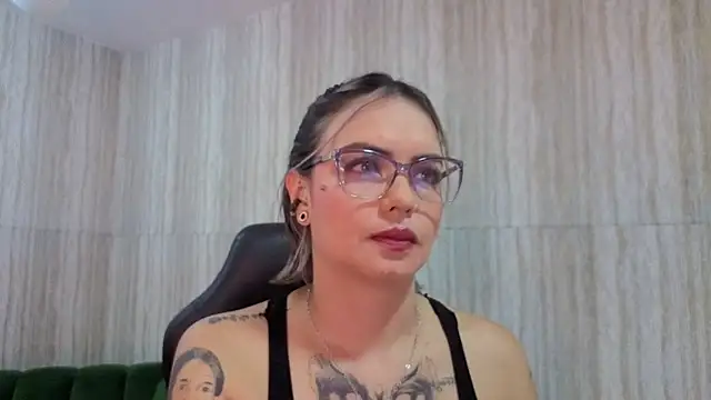 Snapshot of zarcasutra_t chatting on April 25, 2026, 1:41 pm zarcasutra t online show from April 25, 2026, 1:41 pm