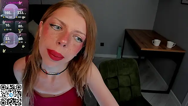 Snapshot of Elizaveta_Brown chatting on February 6, 2026, 6:15 pm Elizaveta Brown online show from February 6, 2026, 6:15 pm