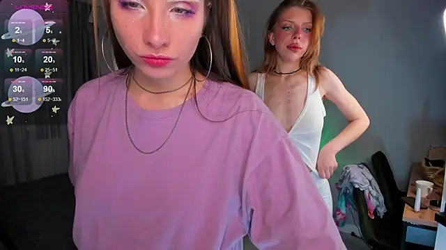 Snapshot of Elizaveta_Brown chatting on January 18, 2026, 5:49 pm Elizaveta Brown online show from January 18, 2026, 5:49 pm