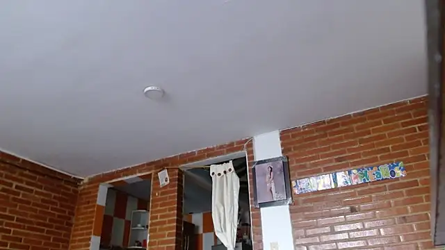 Snapshot of Lia_rouse04 chatting on April 30, 2026, 1:18 pm Lia rouse04 online show from April 30, 2026, 1:18 pm