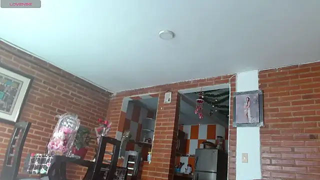 Snapshot of Lia_rouse04 chatting on February 27, 2026, 1:11 pm Lia rouse04 online show from February 27, 2026, 1:11 pm