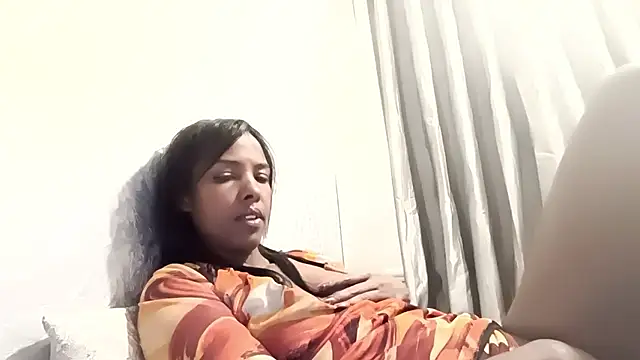 Snapshot of Zilieka chatting on January 10, 2026, 10:38 pm Zilieka online show from January 10, 2026, 10:38 pm