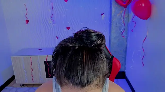 Harley quinzell online show from February 21, 2026, 8:33 pm