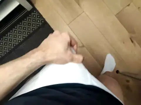 DamienXl online show from February 15, 2026, 7:02 pm