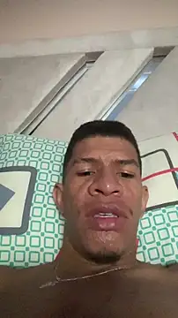 Snapshot of antonio_aguilarx chatting on May 10, 2026, 8:22 pm antonio aguilarx online show from May 10, 2026, 8:22 pm