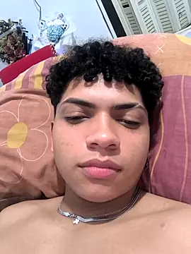 Snapshot of VersedChip chatting on February 13, 2026, 6:46 am VersedChip online show from February 13, 2026, 6:46 am