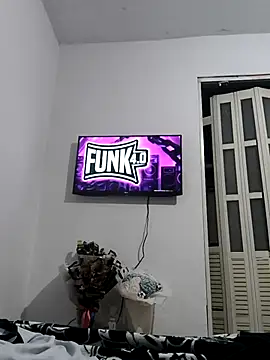 Snapshot of VersedChip chatting on February 9, 2026, 2:20 am VersedChip online show from February 9, 2026, 2:20 am