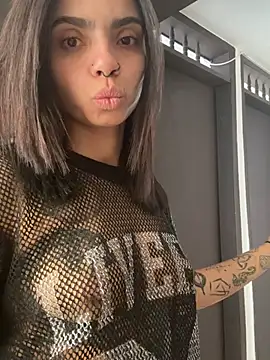 Snapshot of Electra_Darkk chatting on February 2, 2026, 6:07 pm Electra Darkk online show from February 2, 2026, 6:07 pm