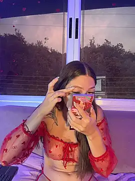 EmmaJhoons online show from March 4, 2026, 11:51 am