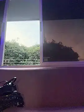 Snapshot of EmmaJhoons chatting on February 11, 2026, 11:43 am EmmaJhoons online show from February 11, 2026, 11:43 am