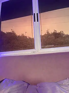 Snapshot of EmmaJhoons chatting on February 7, 2026, 12:46 pm EmmaJhoons online show from February 7, 2026, 12:46 pm