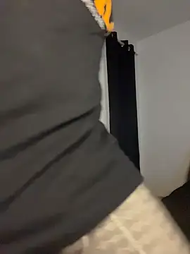 Snapshot of Rainer_G chatting on February 9, 2026, 4:43 am Rainer G online show from February 9, 2026, 4:43 am