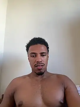 Snapshot of LorenzoBlack27 chatting on June 30, 2026, 7:58 pm LorenzoBlack27 online show from June 30, 2026, 7:58 pm
