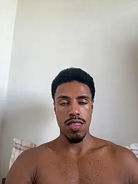 LorenzoBlack27 online show from April 18, 2026, 3:58 pm