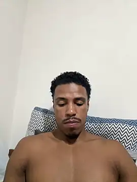 LorenzoBlack27 online show from May 15, 2026, 11:03 pm