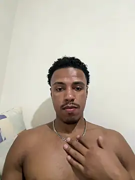 Snapshot of LorenzoBlack27 chatting on July 27, 2026, 10:17 pm LorenzoBlack27 online show from July 27, 2026, 10:17 pm