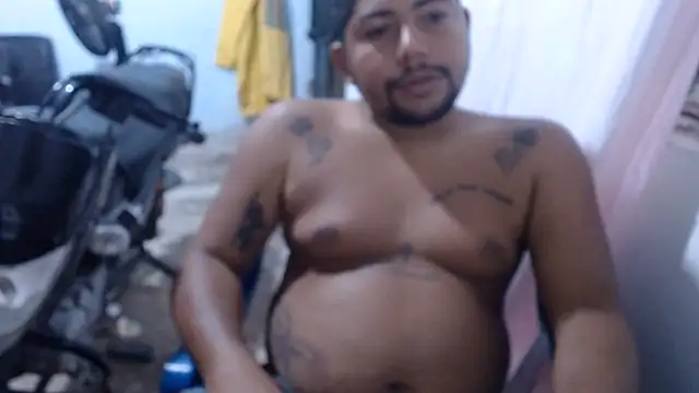 Snapshot of master_juju1924 chatting on July 3, 2026, 4:19 am master juju1924 online show from July 3, 2026, 4:19 am