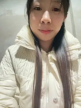 Mayly lucky2 online show from February 3, 2026, 2:53 am