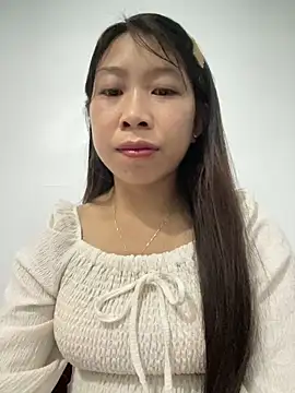 Mayly lucky2 online show from May 10, 2026, 1:25 pm